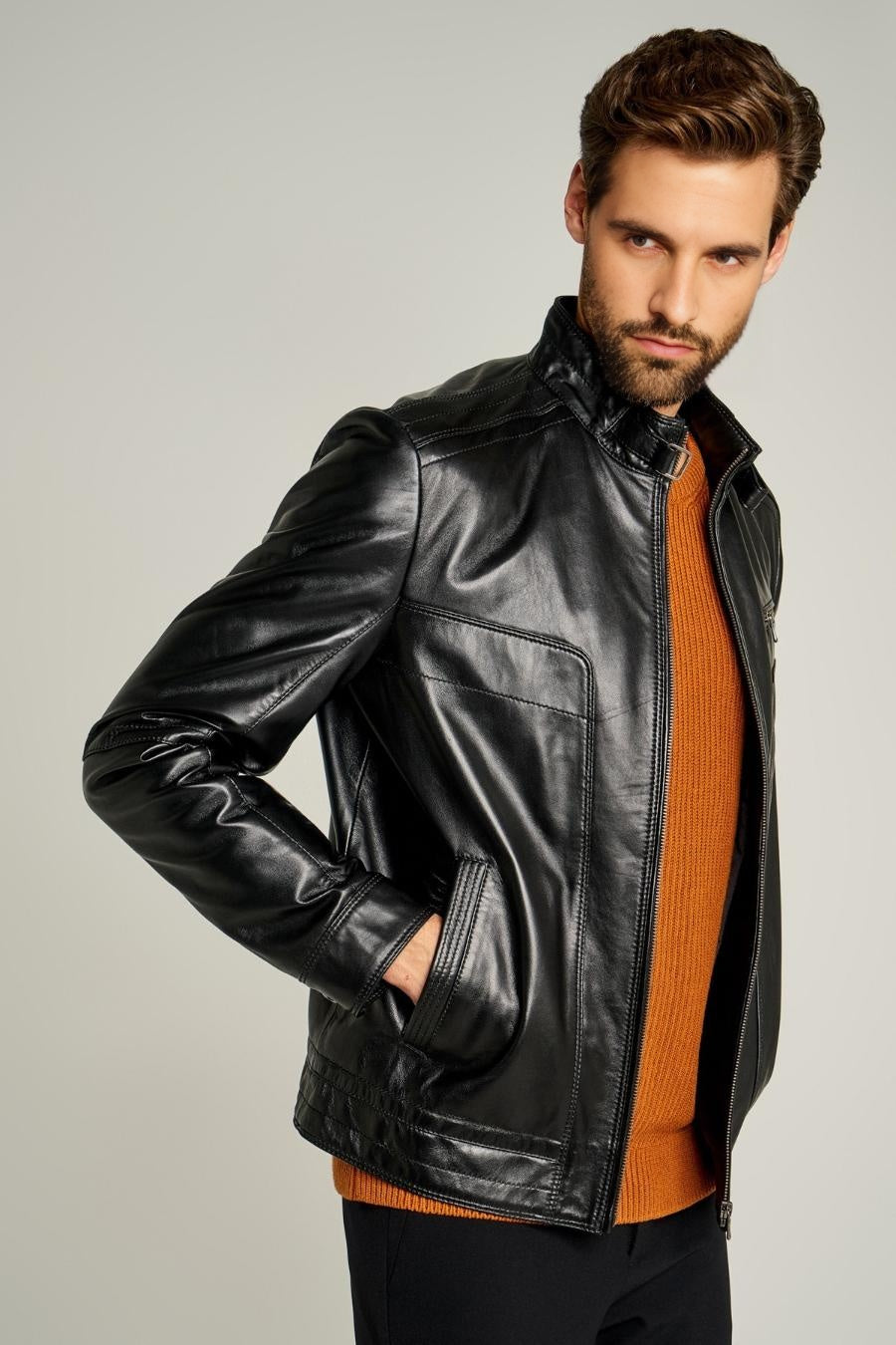 Sheeny Distressed Black Leather Jacket For Men