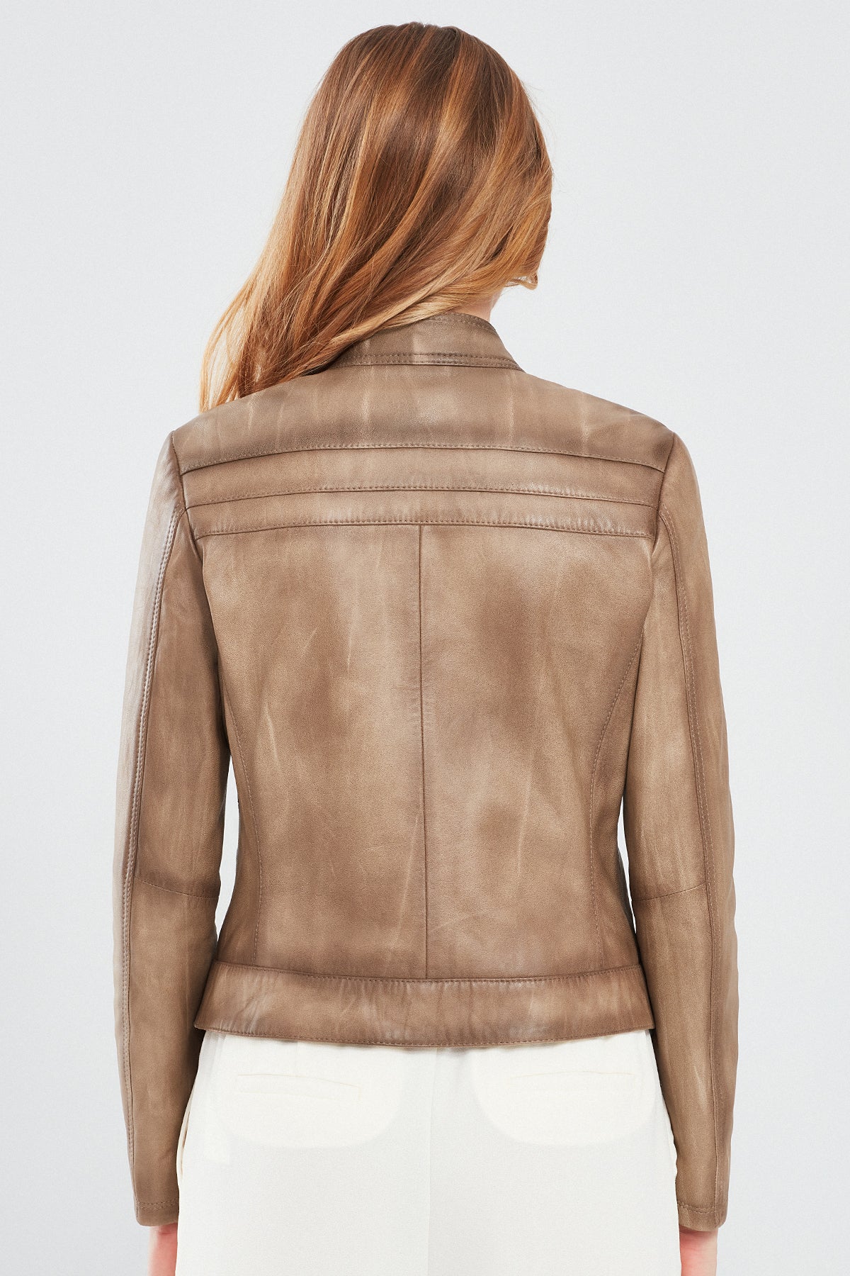 Aristona Luxe Women Leather Jacket