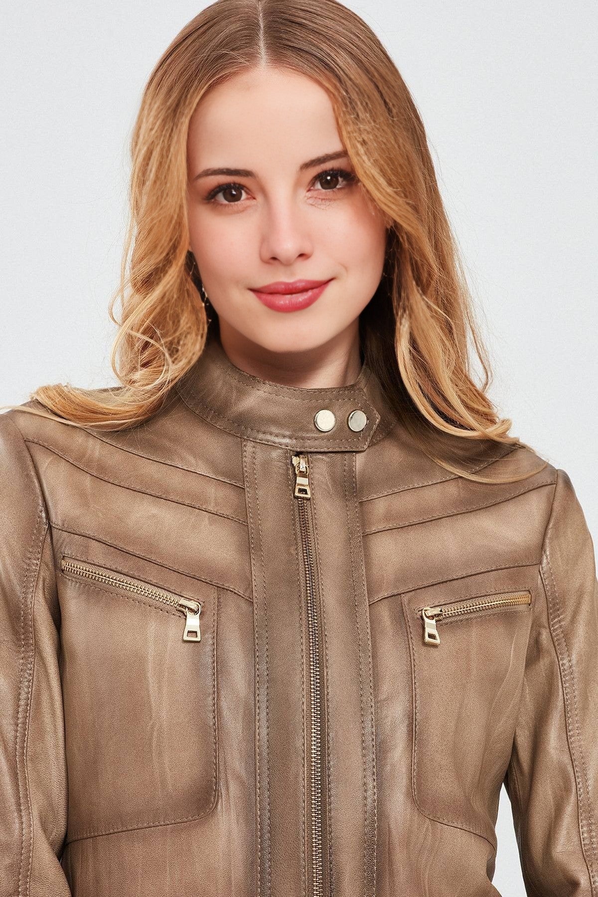 Aristona Luxe Women Leather Jacket