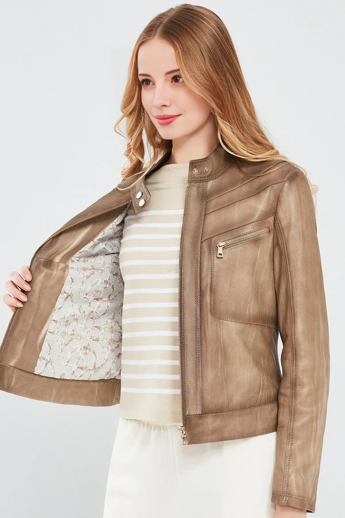 Aristona Luxe Women Leather Jacket